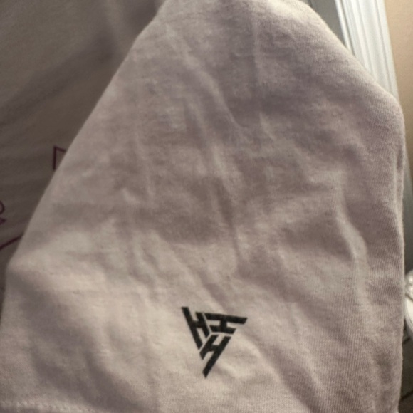 Hyland Shirt Men Medium Hunter Card Suits Anime Japan Short Sleeve Kanji Cruise - Picture 4 of 6